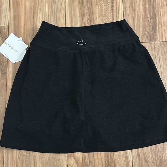 Beyond yoga spacedye move it lined skirt - Picture 2 of 4